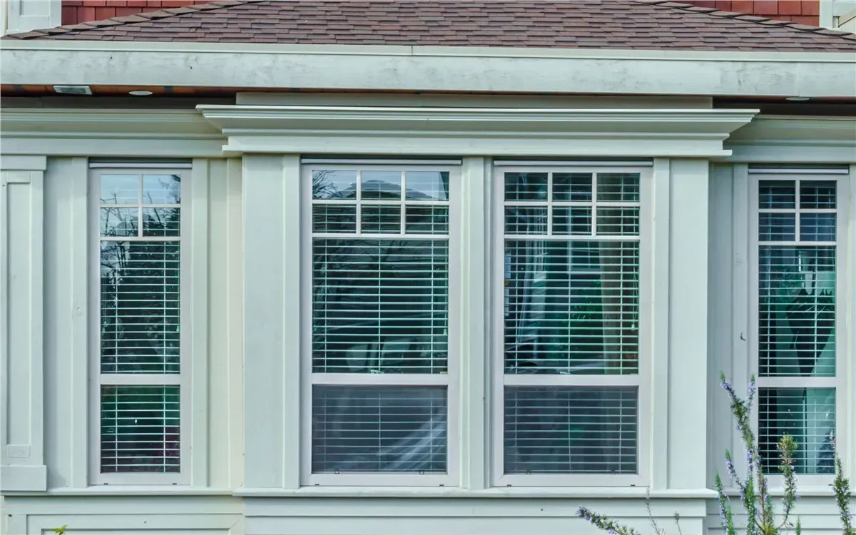 Double hung windows